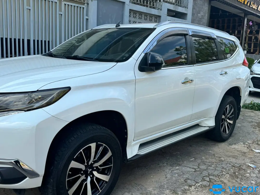 Ảnh xe Mitsubishi pajero sport 2018 2.4D 4x2 AT