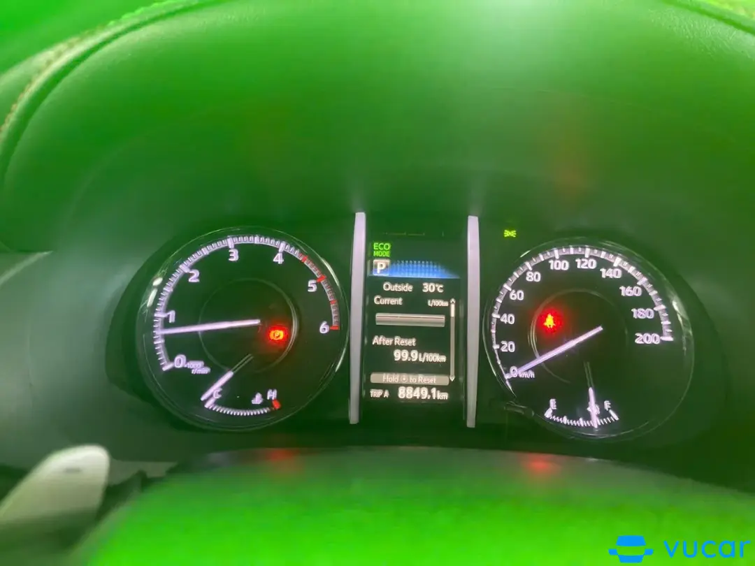Toyota Fortuner 2.4G 4x2 AT Legender 2021 - Nội thất 1