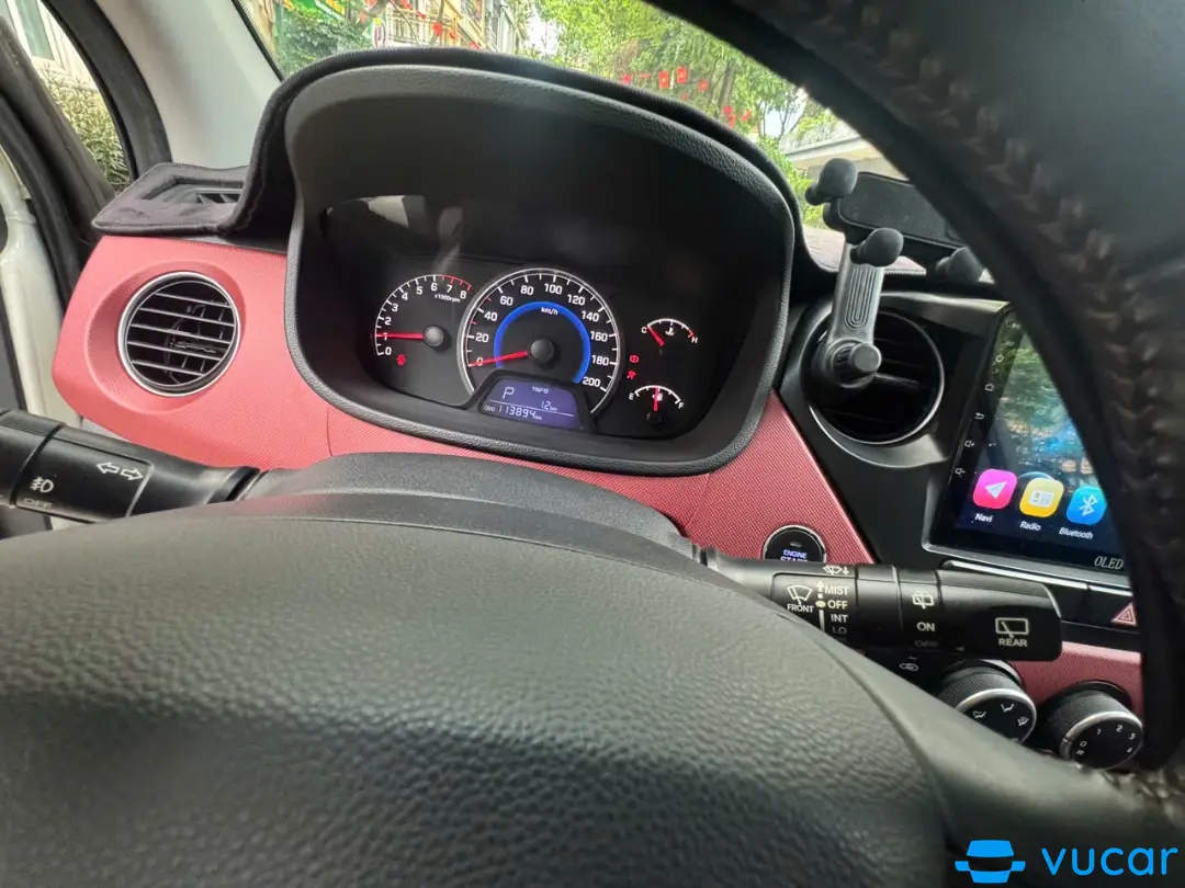 Hyundai Grand i10 1.2 AT 2014 - Nội thất 5