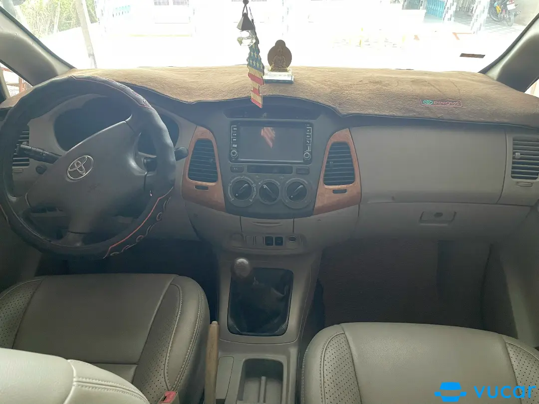 Toyota Innova G 2009 - Nội thất 1