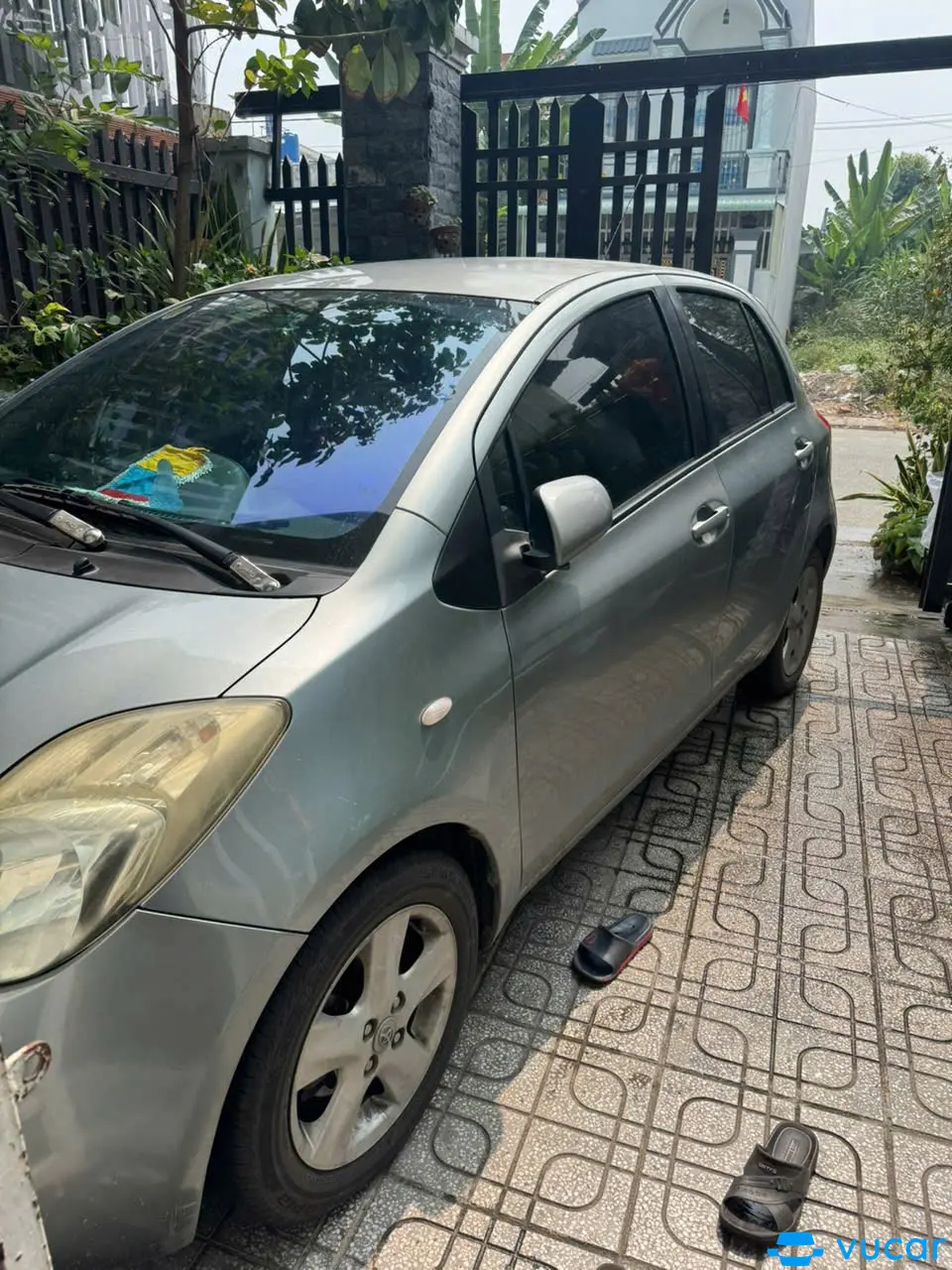 Toyota yaris At 2007 - Ngoại thất 2