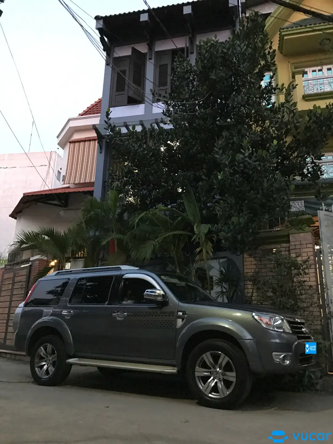 Ảnh xe Ford Everest 2.5L 4x2 AT 2009