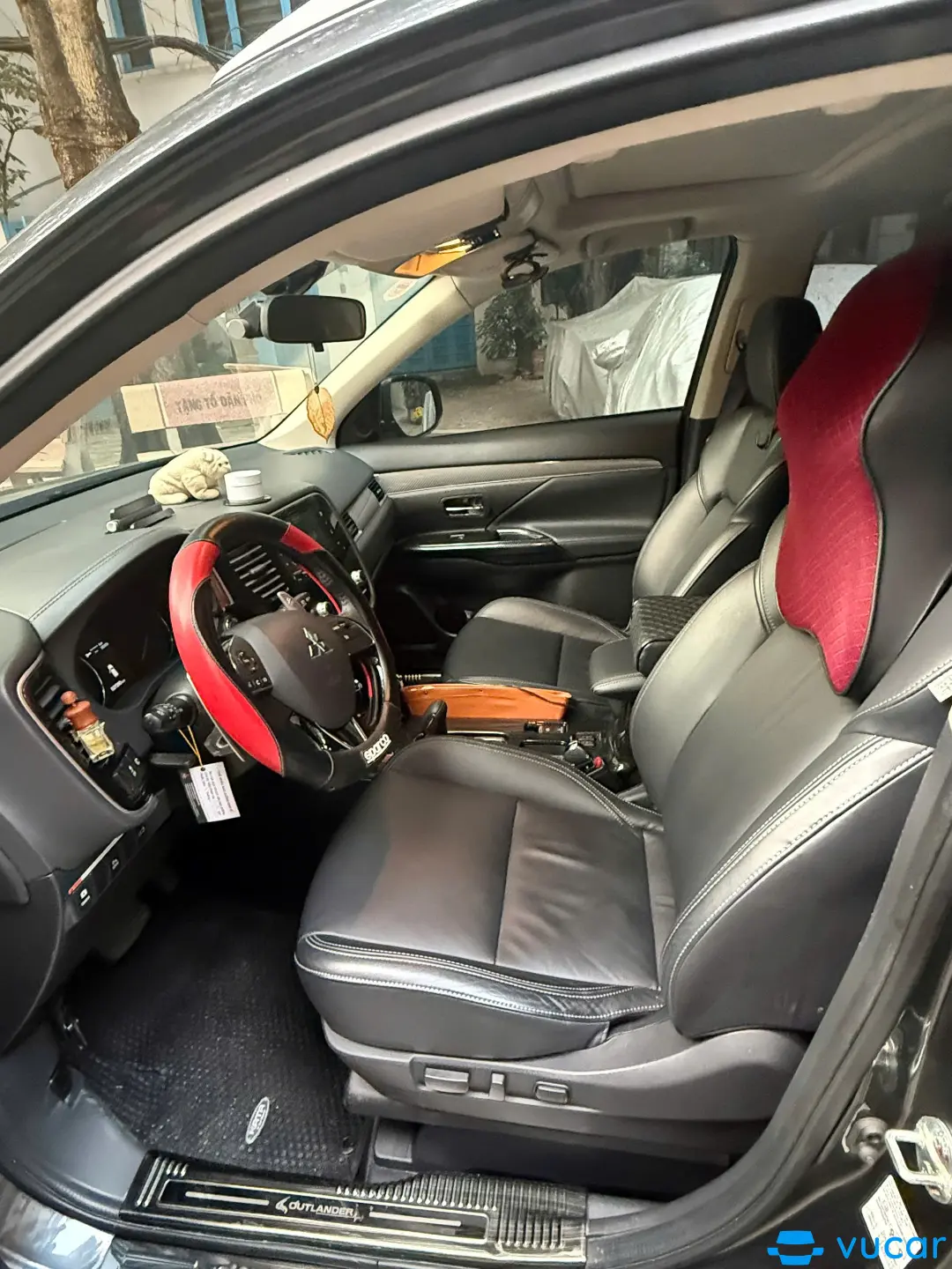 Mitsubishi Outlander 2.0 Premium 2021 - Nội thất 2