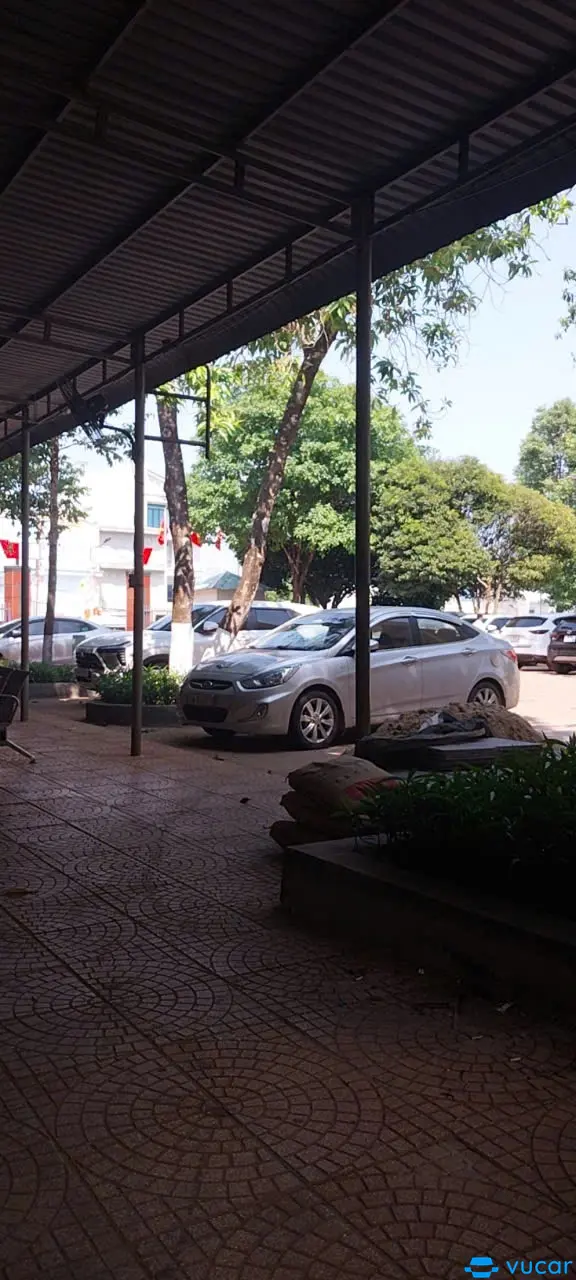 Hyundai Accent 1.4 MT 2012 - Nội thất 4