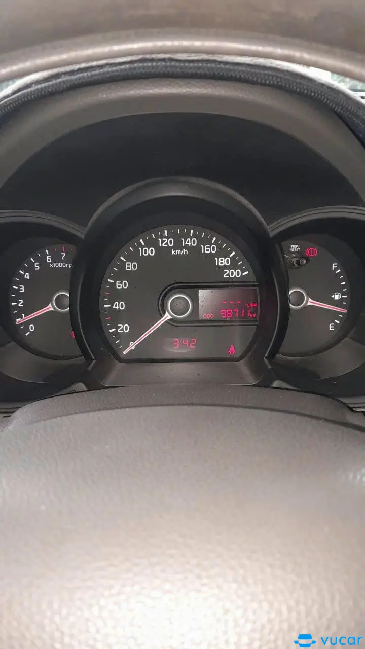 Kia Morning Số sàn 2014  - Nội thất 2