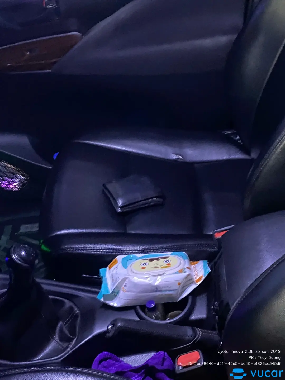 Toyota Innova 2.0E số sàn 2019 - Nội thất 7