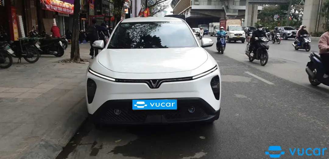 Vinfast Limo green AT 2025 - Ngoại thất 1