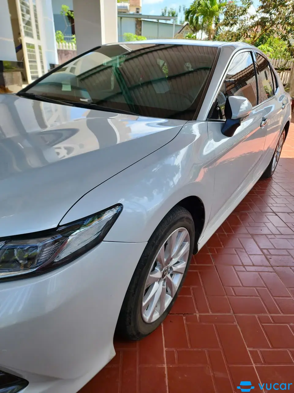 Toyota Camry 2.0G 2019 - Ngoại thất 4
