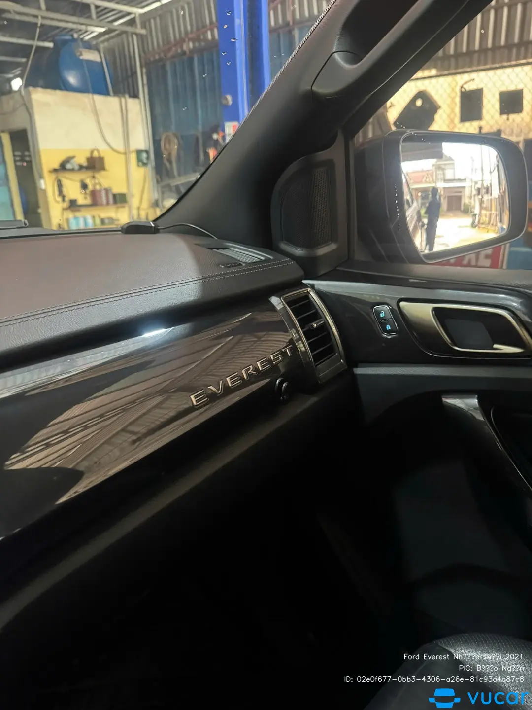 Ford Everest Nhập Thái 2021 - Nội thất 4