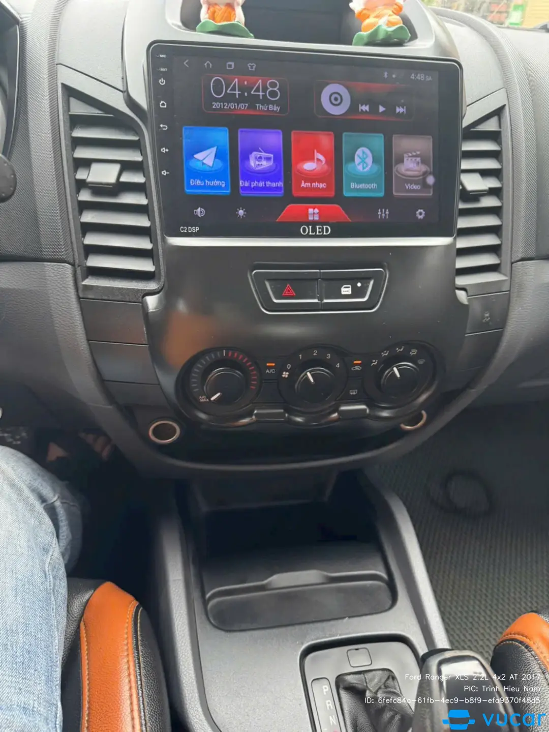 Ford Ranger XLS 2.2L 4x2 AT 2017 - Nội thất 2