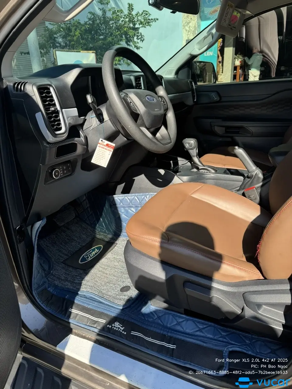 Ford Ranger XLS 2.0L 4x2 AT 2025 - Nội thất 4