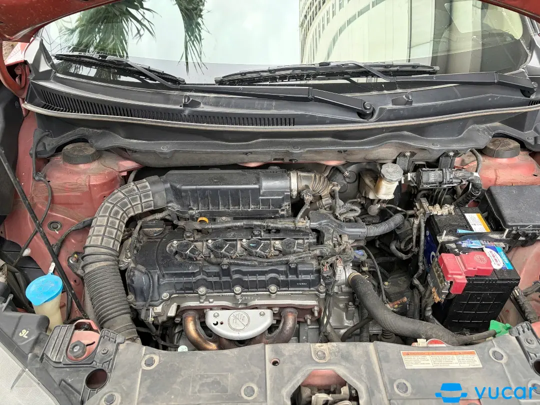 Suzuki XL7 1.5 AT 2021 - Khoang động cơ 2
