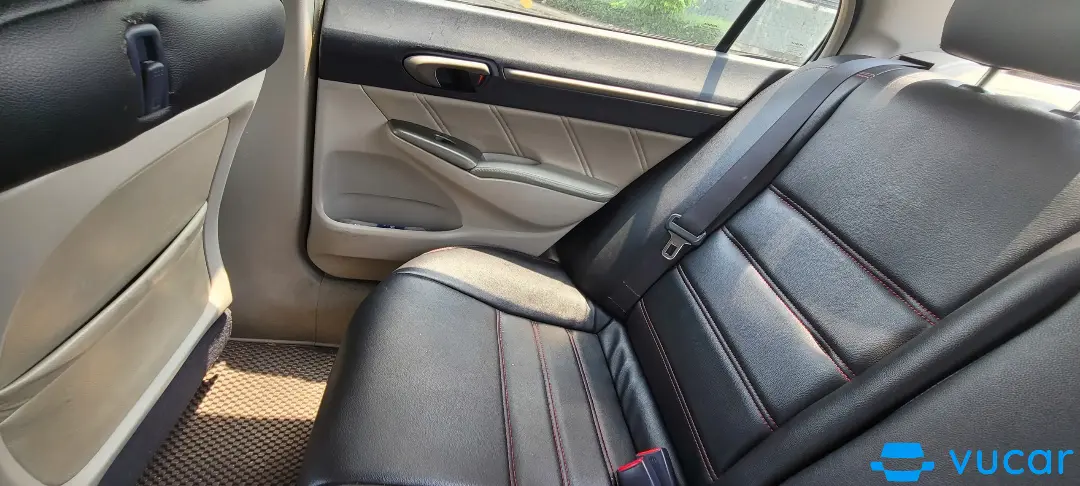 Honda Civic 2.0 AT 2008 - Nội thất 4