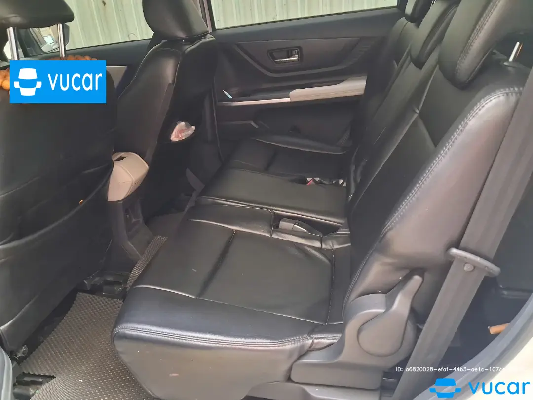 Toyota Veloz Cross 1.5 CVT 2022 - Nội thất 1