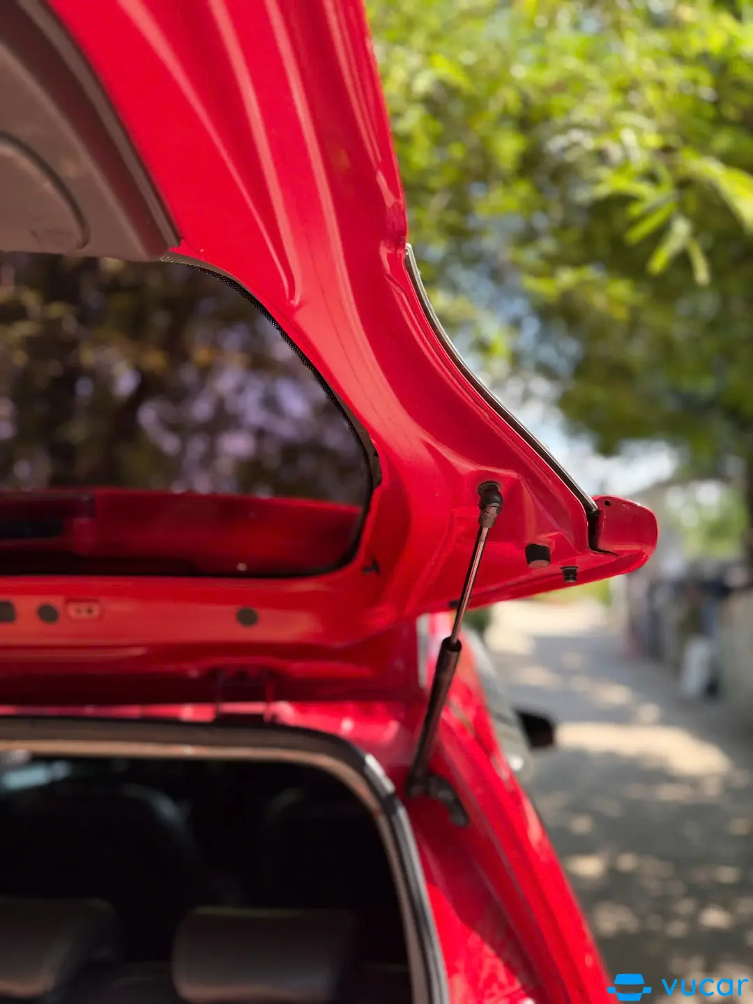 Chevrolet Spark LT 1.0 MT 2016 - Khoang động cơ 1