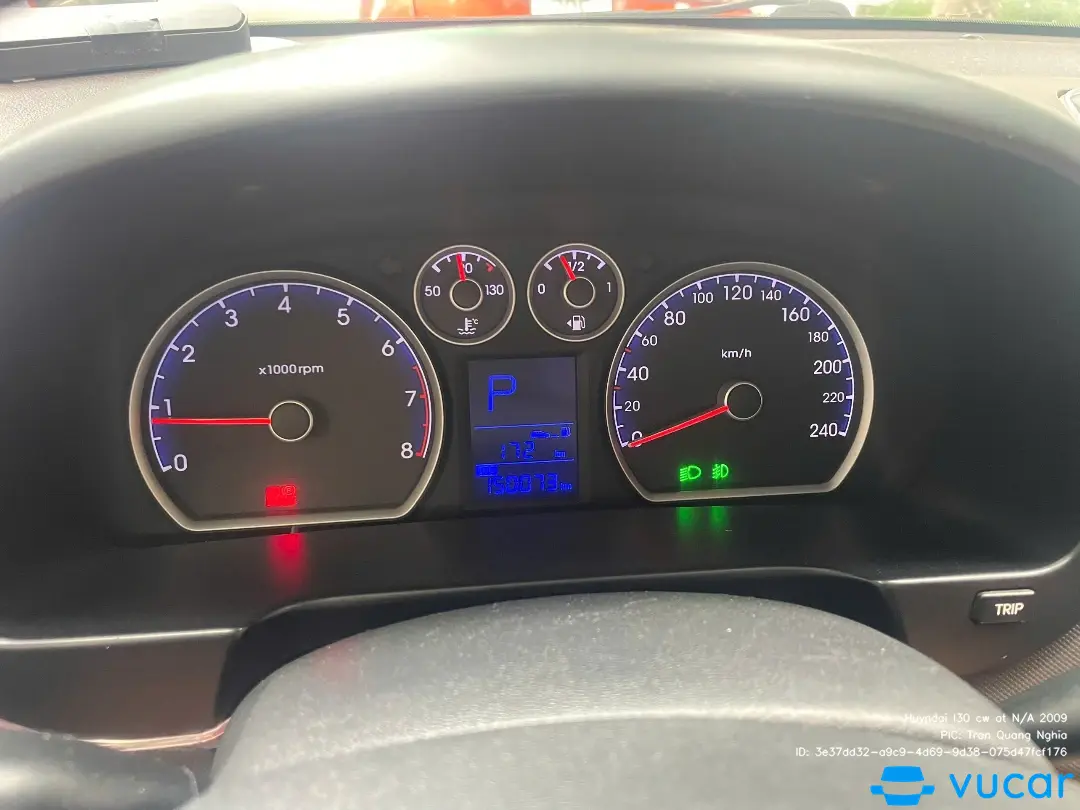 Hyundai I30 CW 1.6 AT 2009 - Nội thất 2