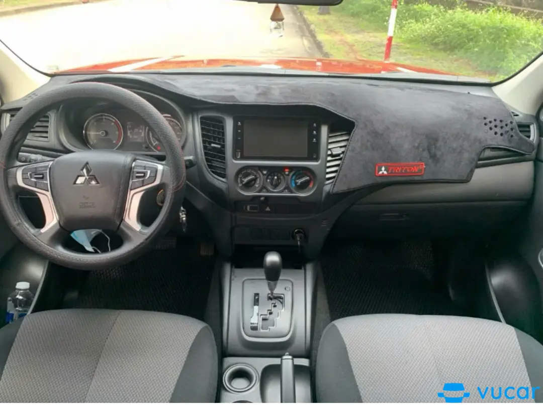 Mitsubishi Triton 4x2 AT Mivec 2022 - Nội thất 2