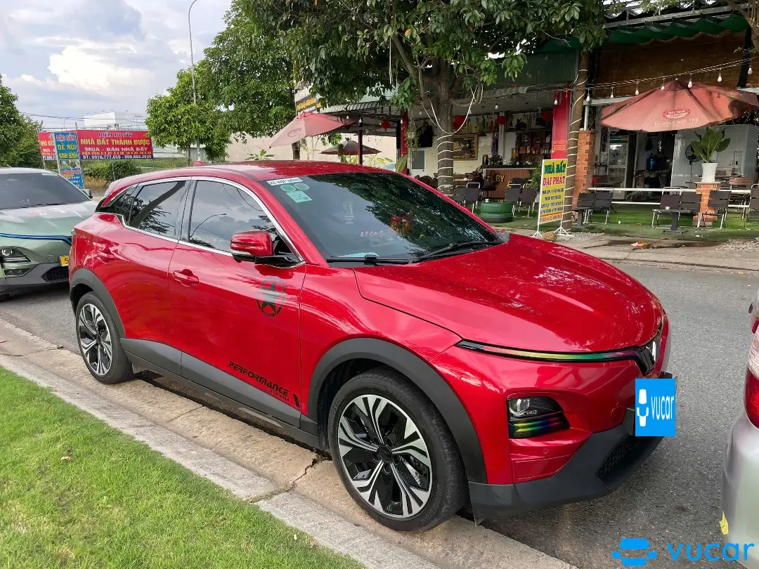 Ảnh xe VinFast Vf6 Plus 2024