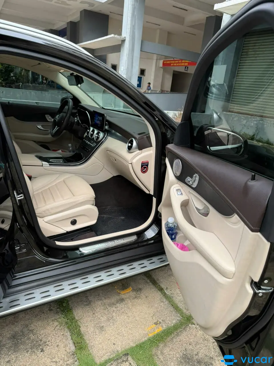 Mercedes GLC 2021 300 4Matic - Nội thất 1