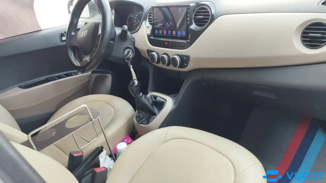 Hyundai I10 Grand 1.2 MT Base 2019 - Nội thất 2