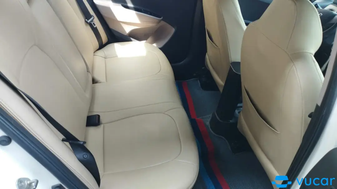 Hyundai I10 Grand 1.2 MT Base 2019 - Nội thất 1