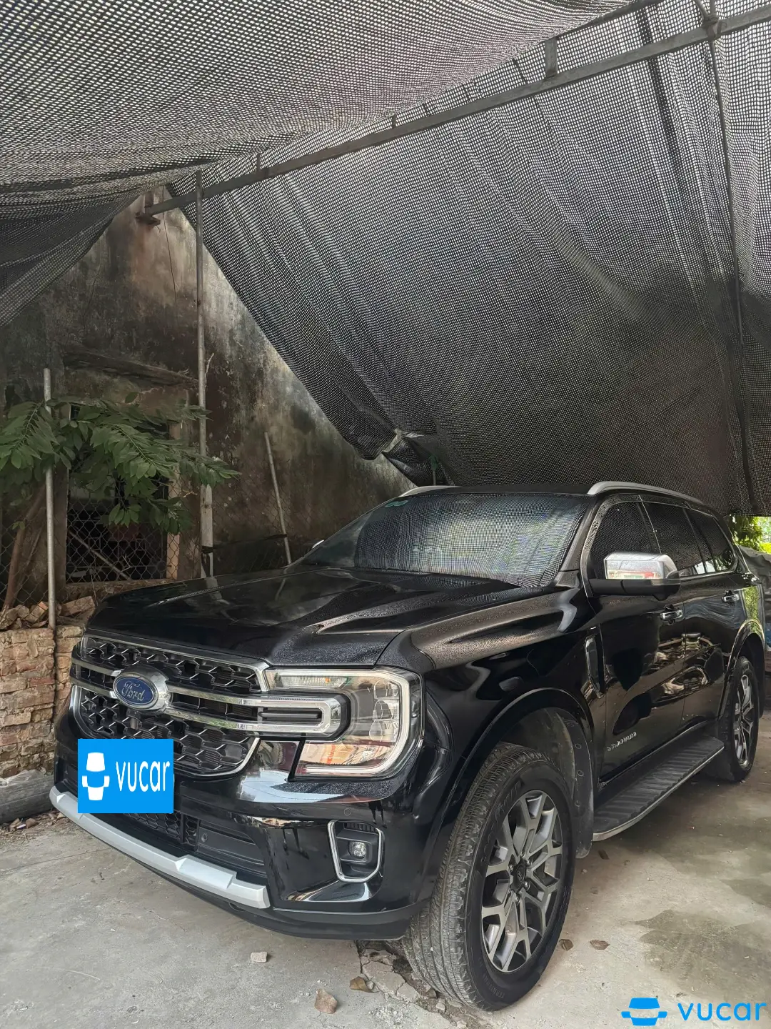 Ảnh xe Ford Everest Titanium 2.0L 4x2 AT 2024 - ảnh 3