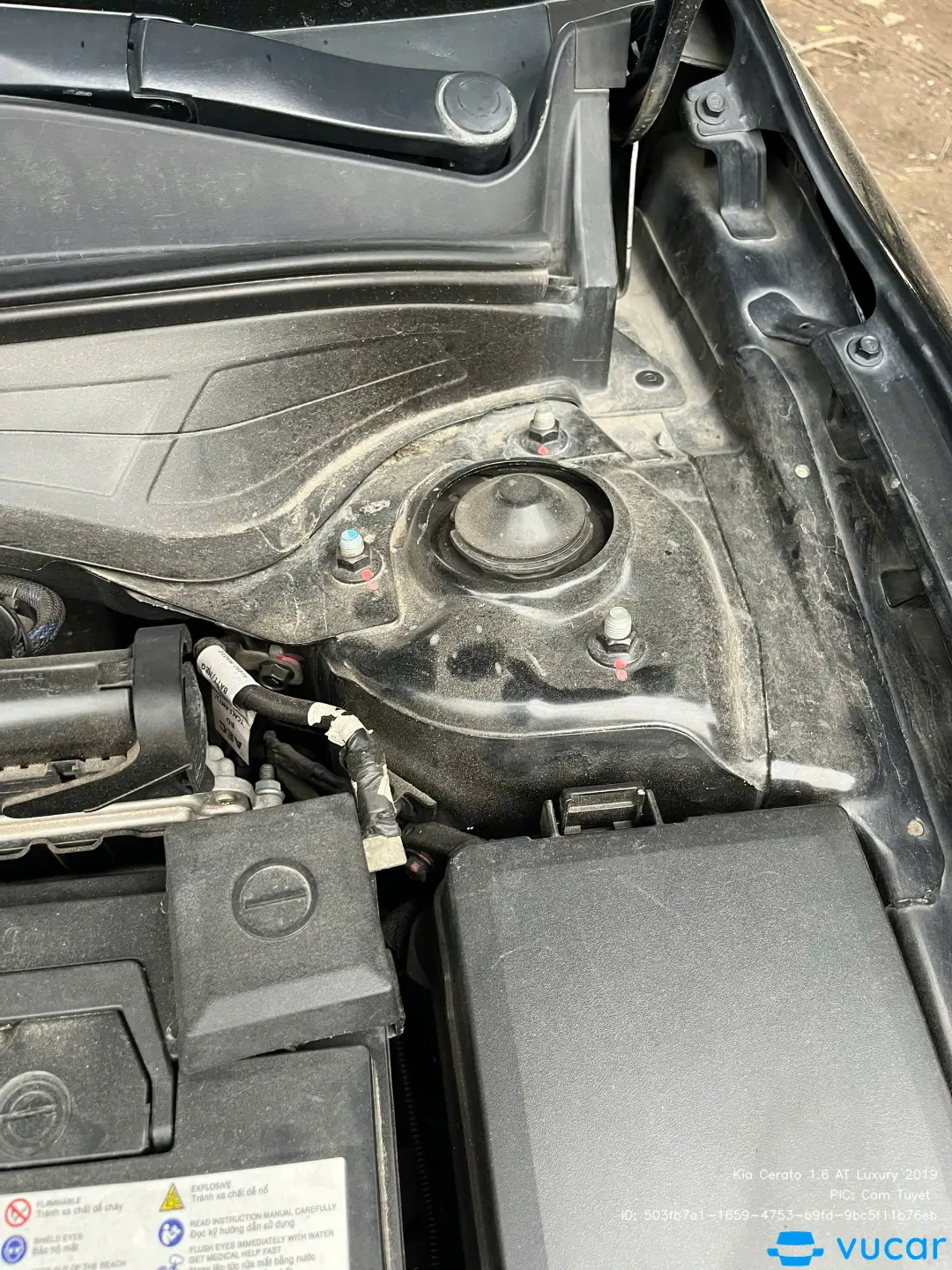 Kia Cerato 1.6 AT Luxury 2019 - Khoang động cơ 1