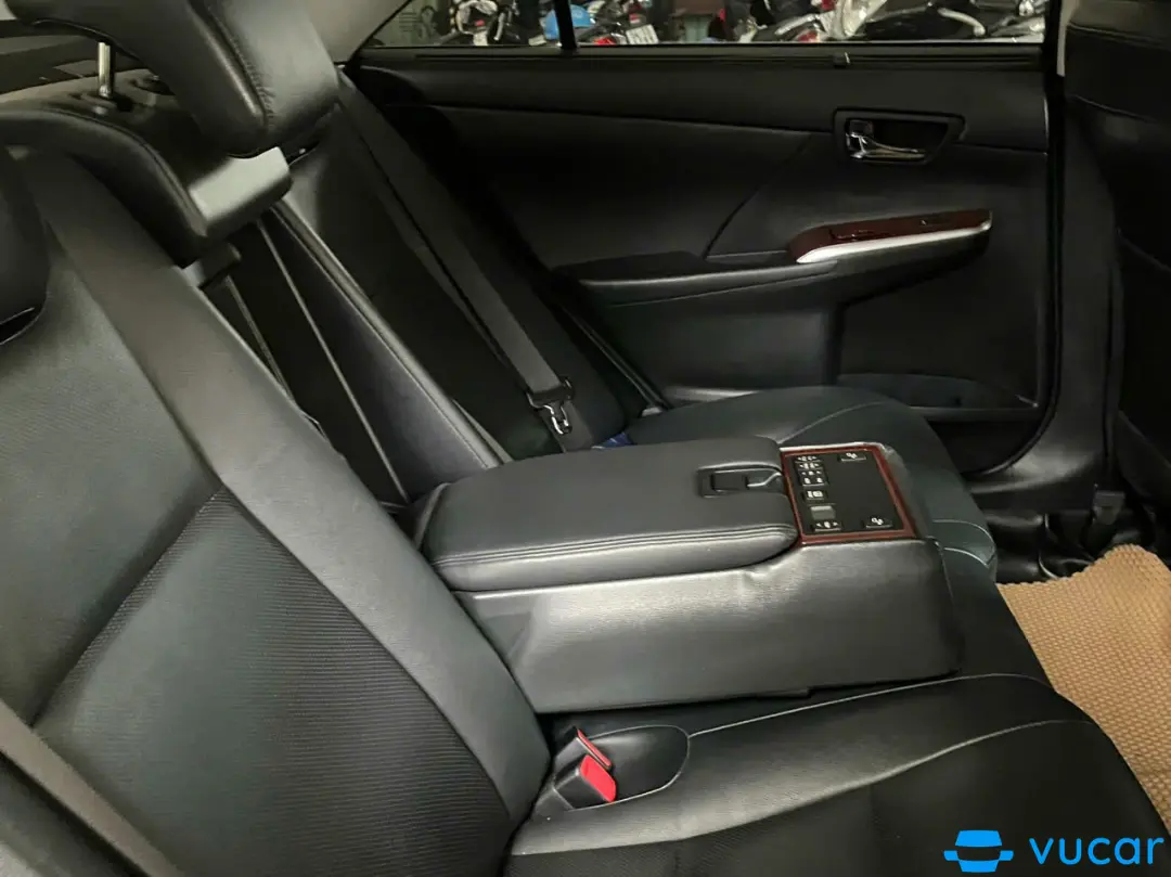 Toyota Camry 2.5Q 2013 - Nội thất 2