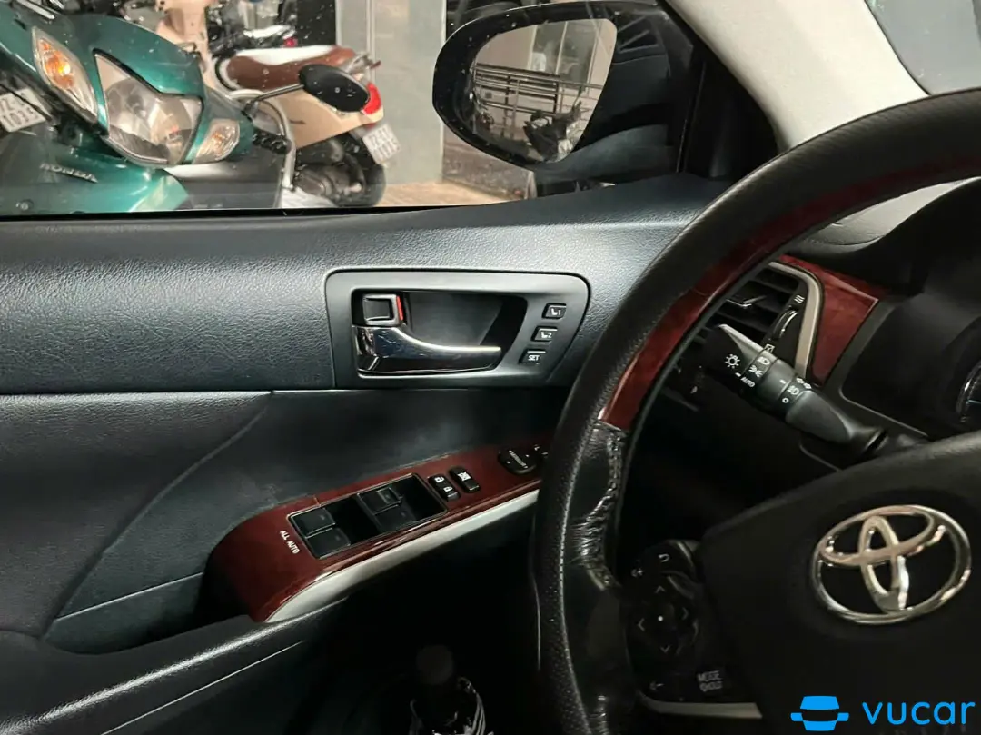 Toyota Camry 2.5Q 2013 - Nội thất 3