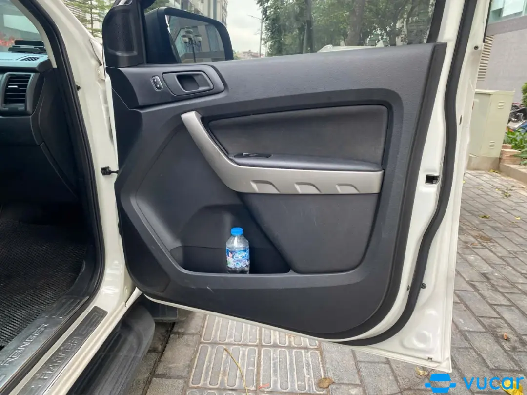 Ford Ranger Xls 2.2 AT 2020 - Nội thất 2