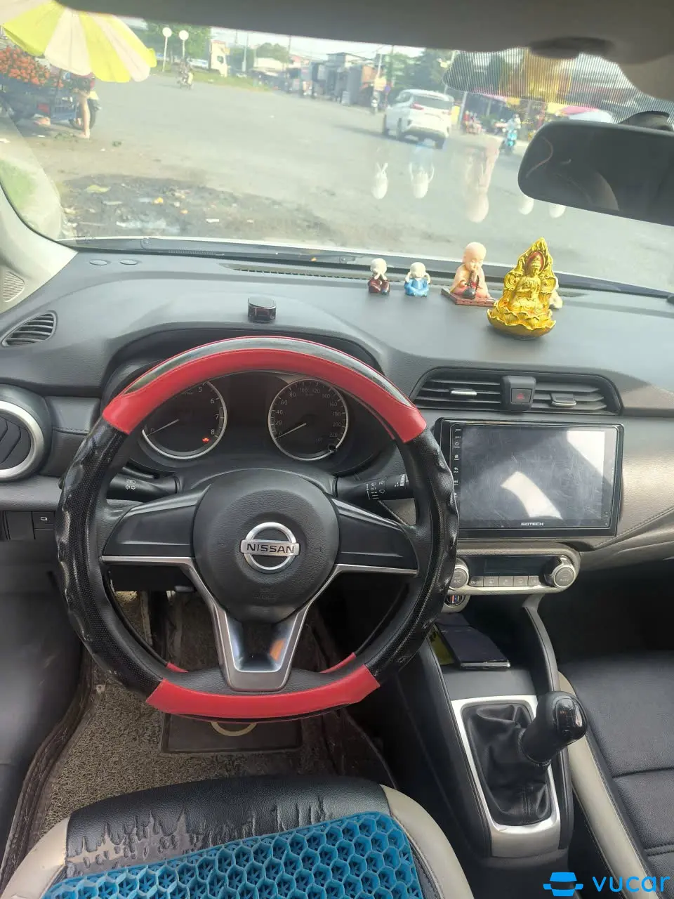 Nissan Almera 2021 số sàn màu bạc - Nội thất 2