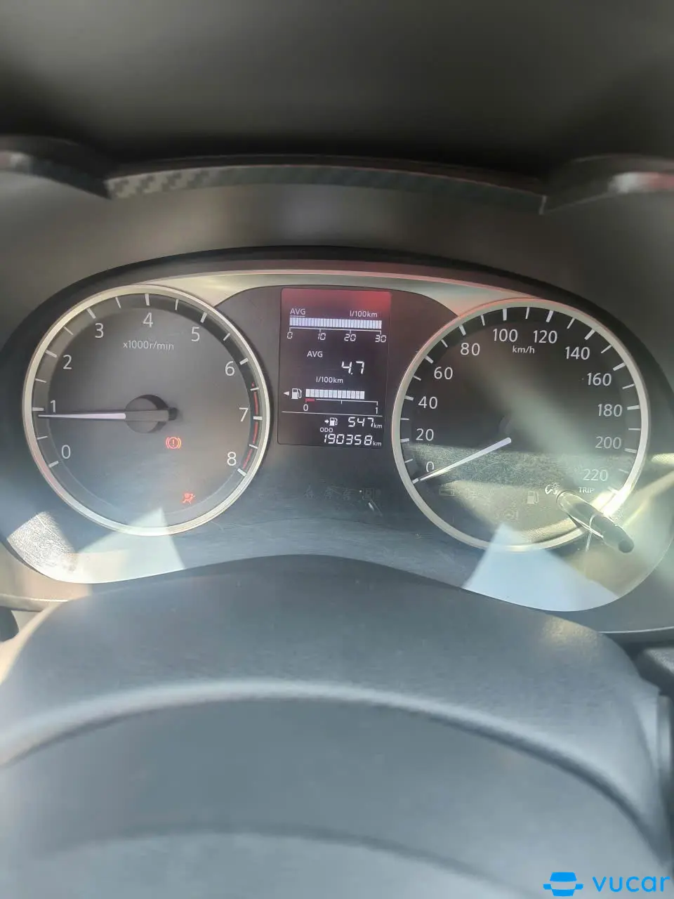 Nissan Almera 2021 số sàn màu bạc - Nội thất 5
