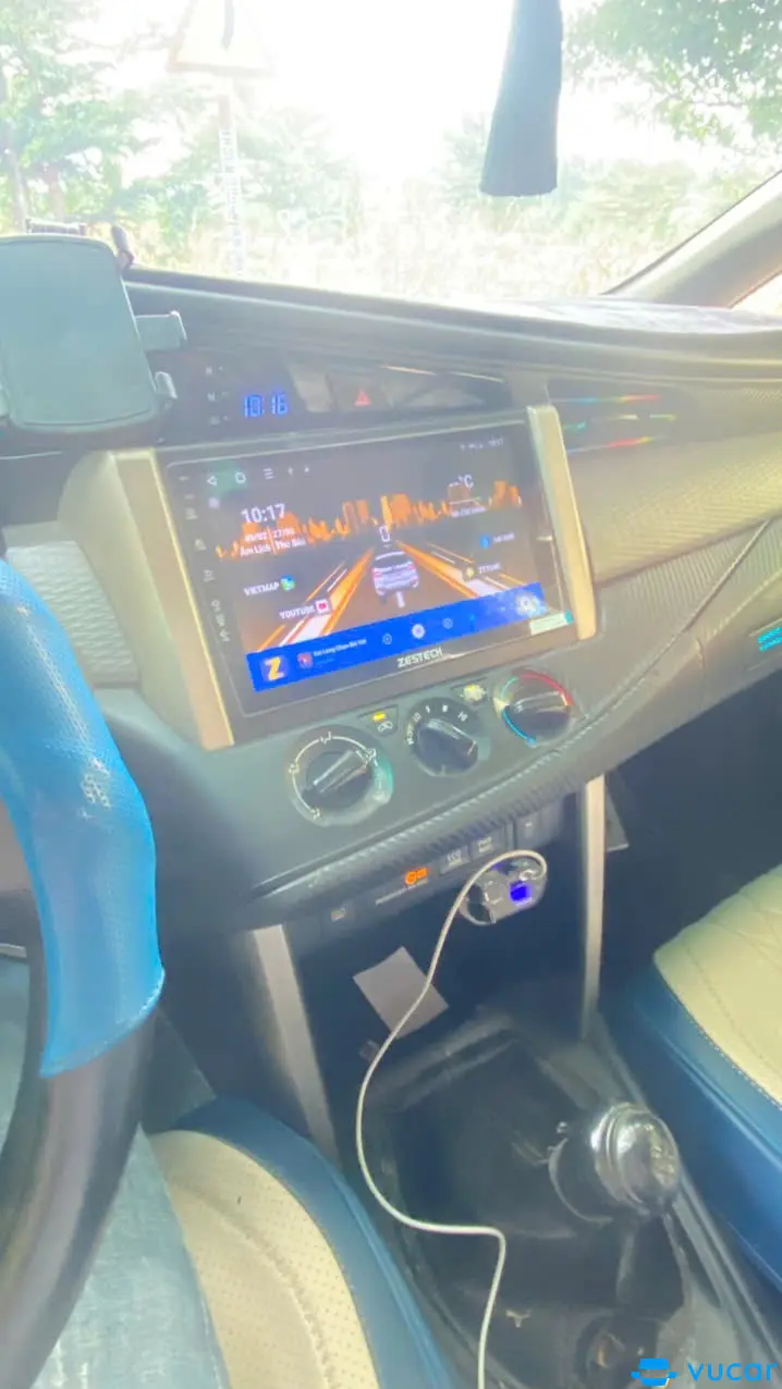 Toyota Innova 2.0E 2018 - Nội thất 2