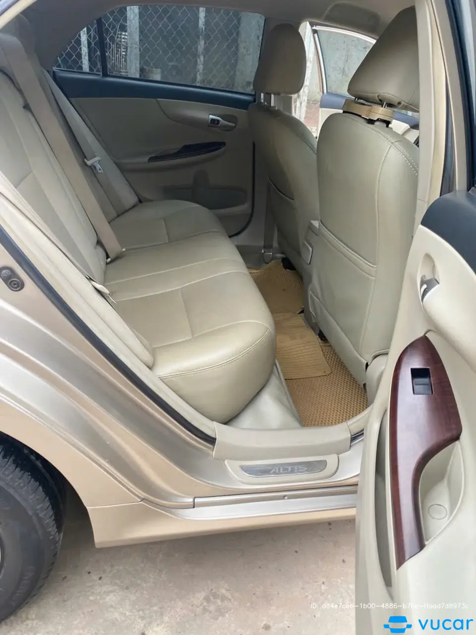 Toyota altis g1.8 at 2011 - Nội thất 4