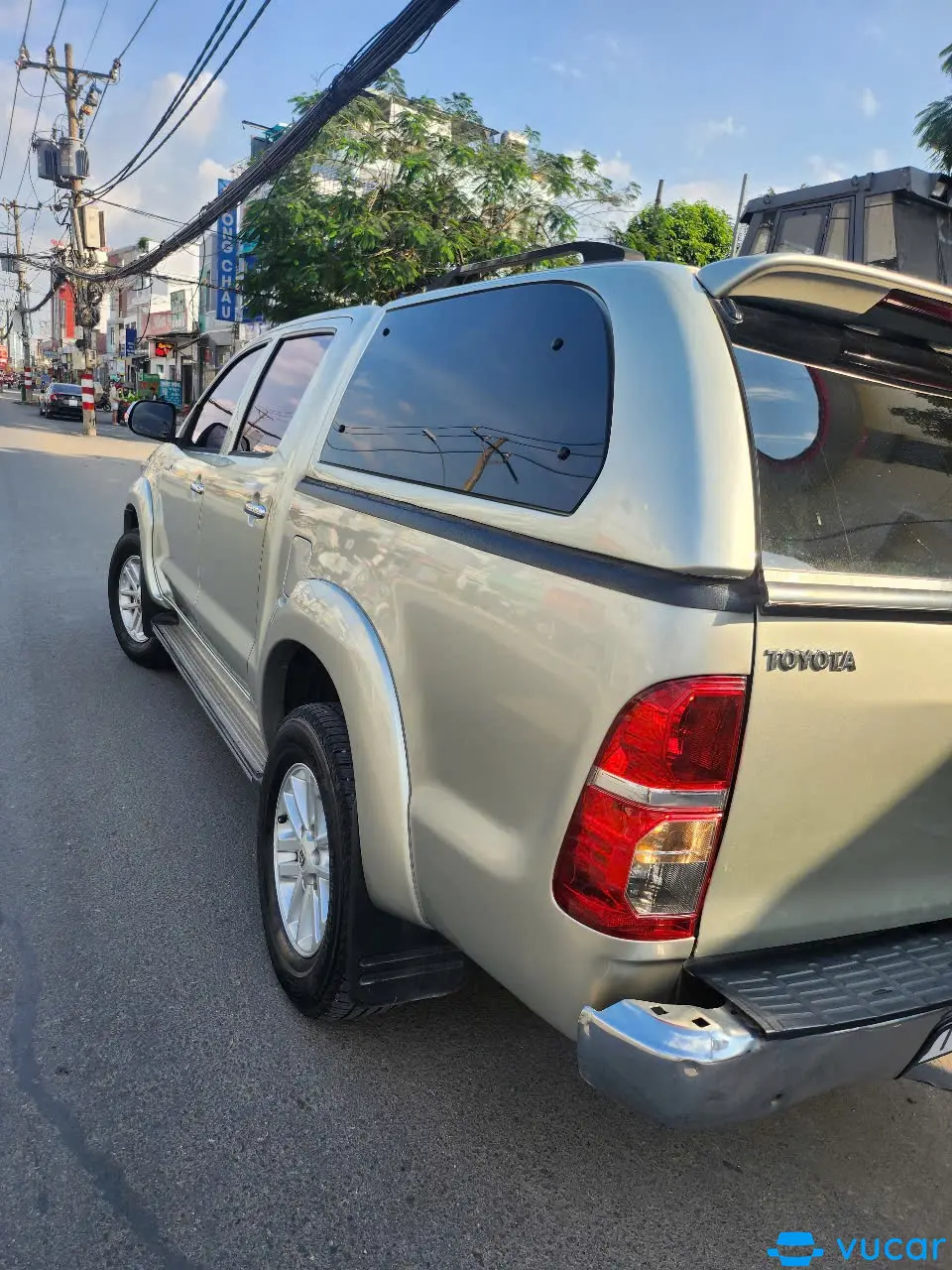 Toyota Hilux 2.5E 4x2 MT 2014 - Ngoại thất 4