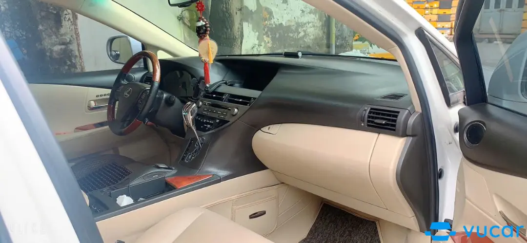 Lexus RX 350 Bản full phanh khoảng cách 2010 - Nội thất 1
