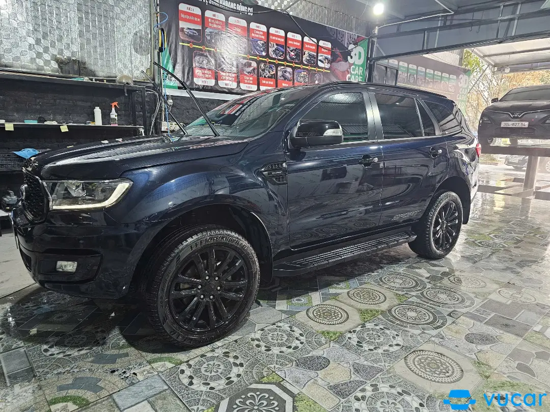 Ảnh xe Ford Everest Sport 2.0L 4x2 AT 2021