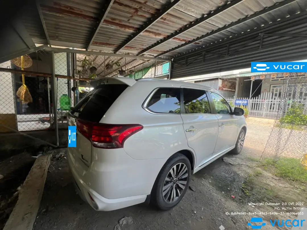 Ảnh xe Mitsubishi Outlander 2.0 CVT 2022 - ảnh 2