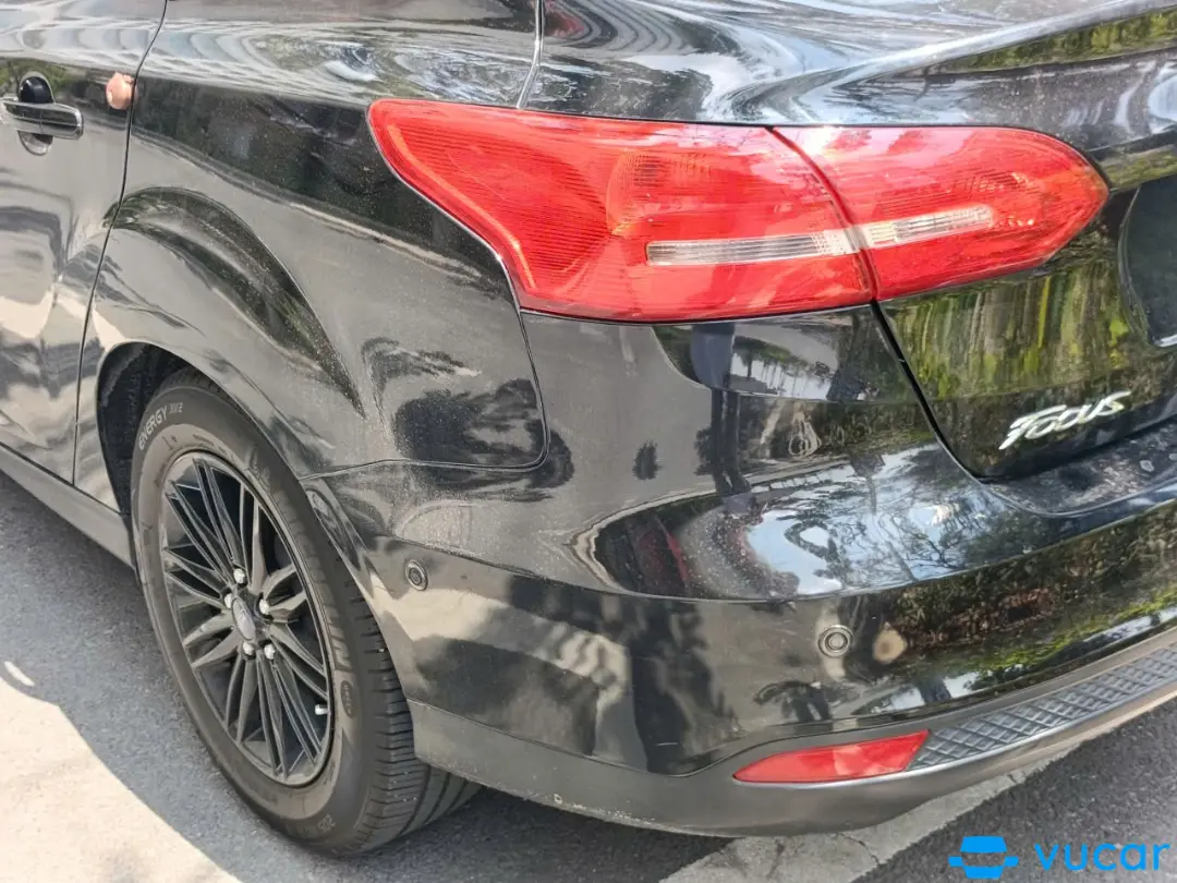Ford Focus Titanium 1.5L 2016 - Ngoại thất 10