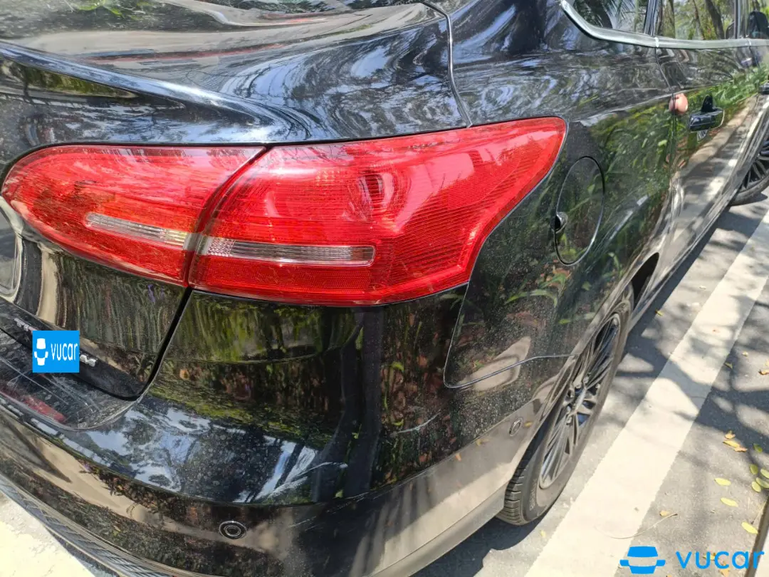 Ford Focus Titanium 1.5L 2016 - Ngoại thất 4
