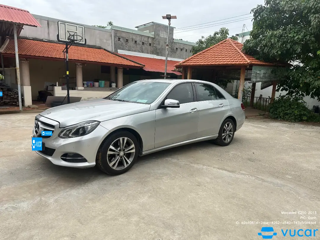 Ảnh xe Mercedes E250 2013 - ảnh 1
