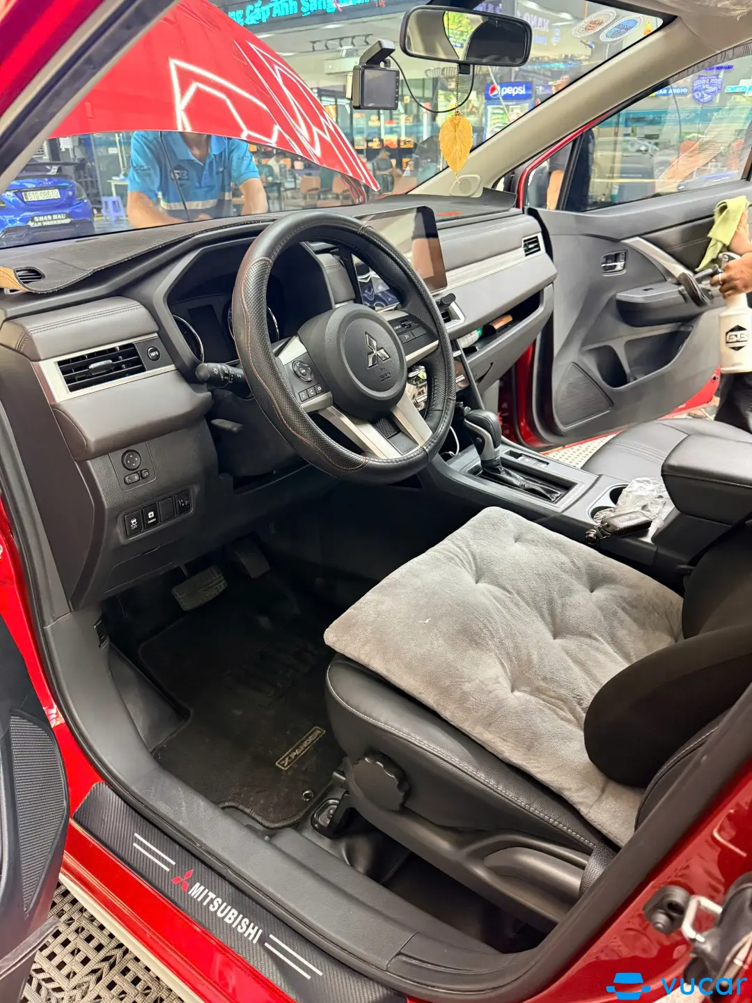 Mitsubishi Xpander Premium 1.5 AT 2023 - Nội thất 3