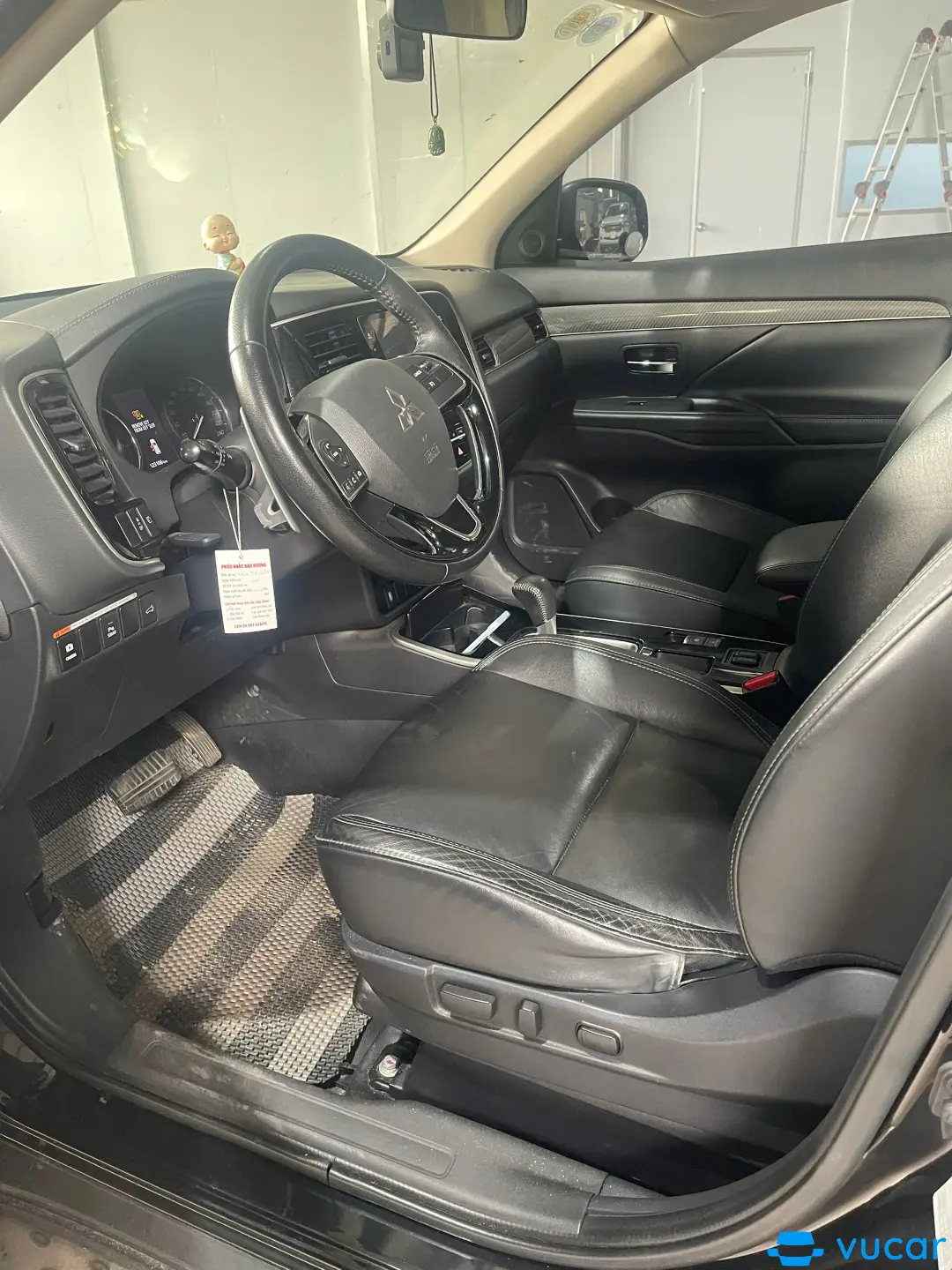 Mitsubishi Outlander 2.0 CVT 2020 - Nội thất 3