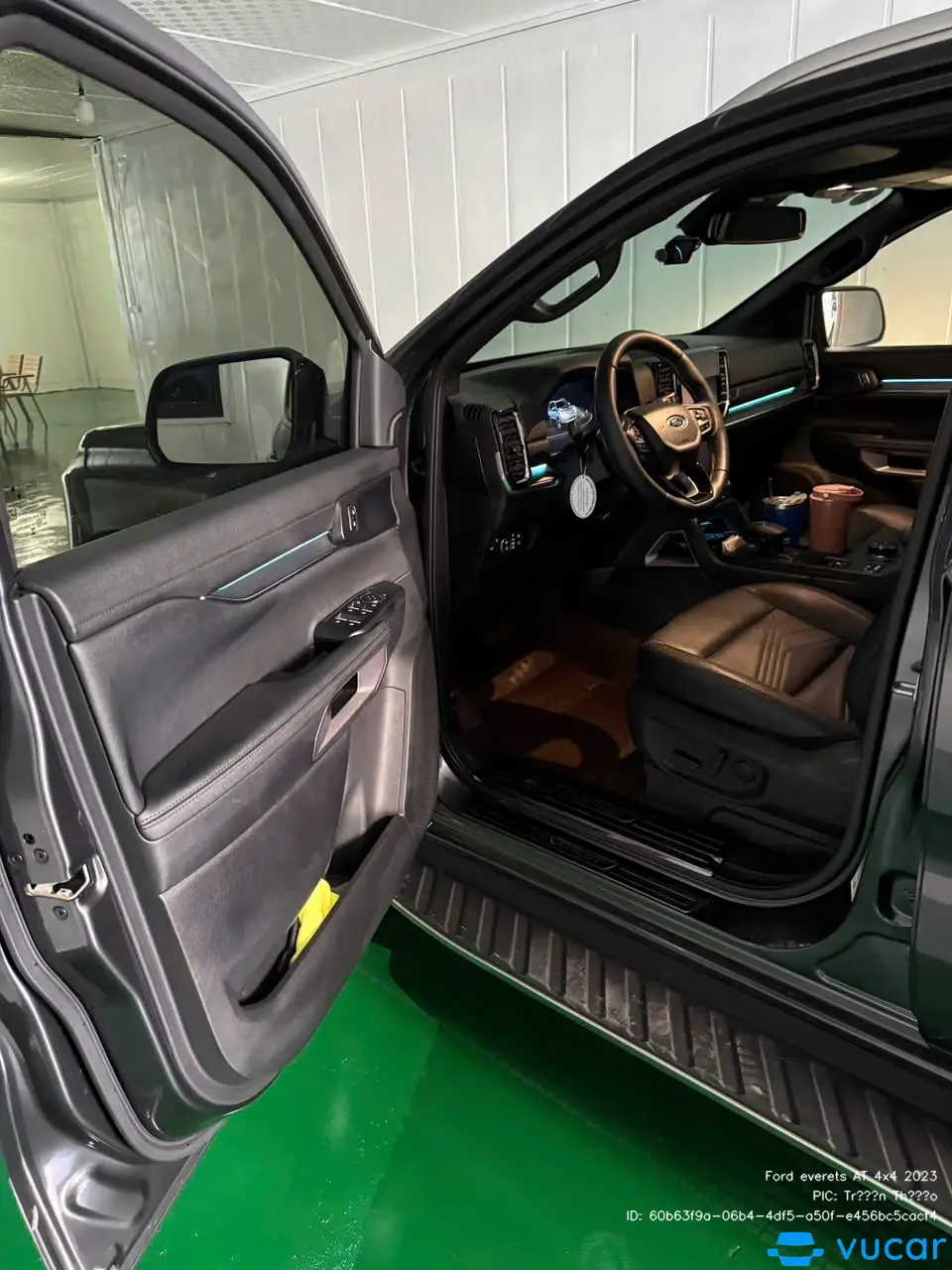 Ford everets AT 4x4 2023 - Nội thất 5