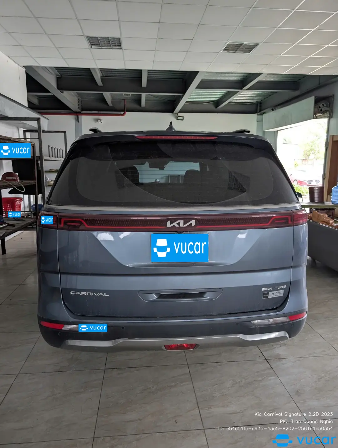Ảnh xe Kia Carnival Signature 2.2D 2023 - ảnh 2
