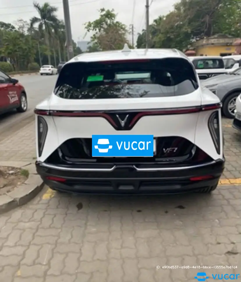 Vinfast VF7 Plus 2026 - Ngoại thất 2