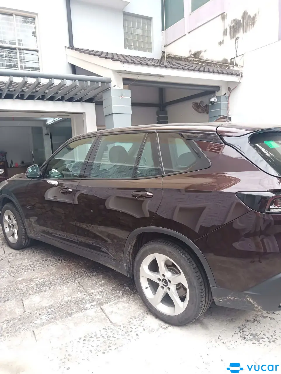VinFast Lux sa 2.0 Base 2.0 AT 2021 - Ngoại thất 7