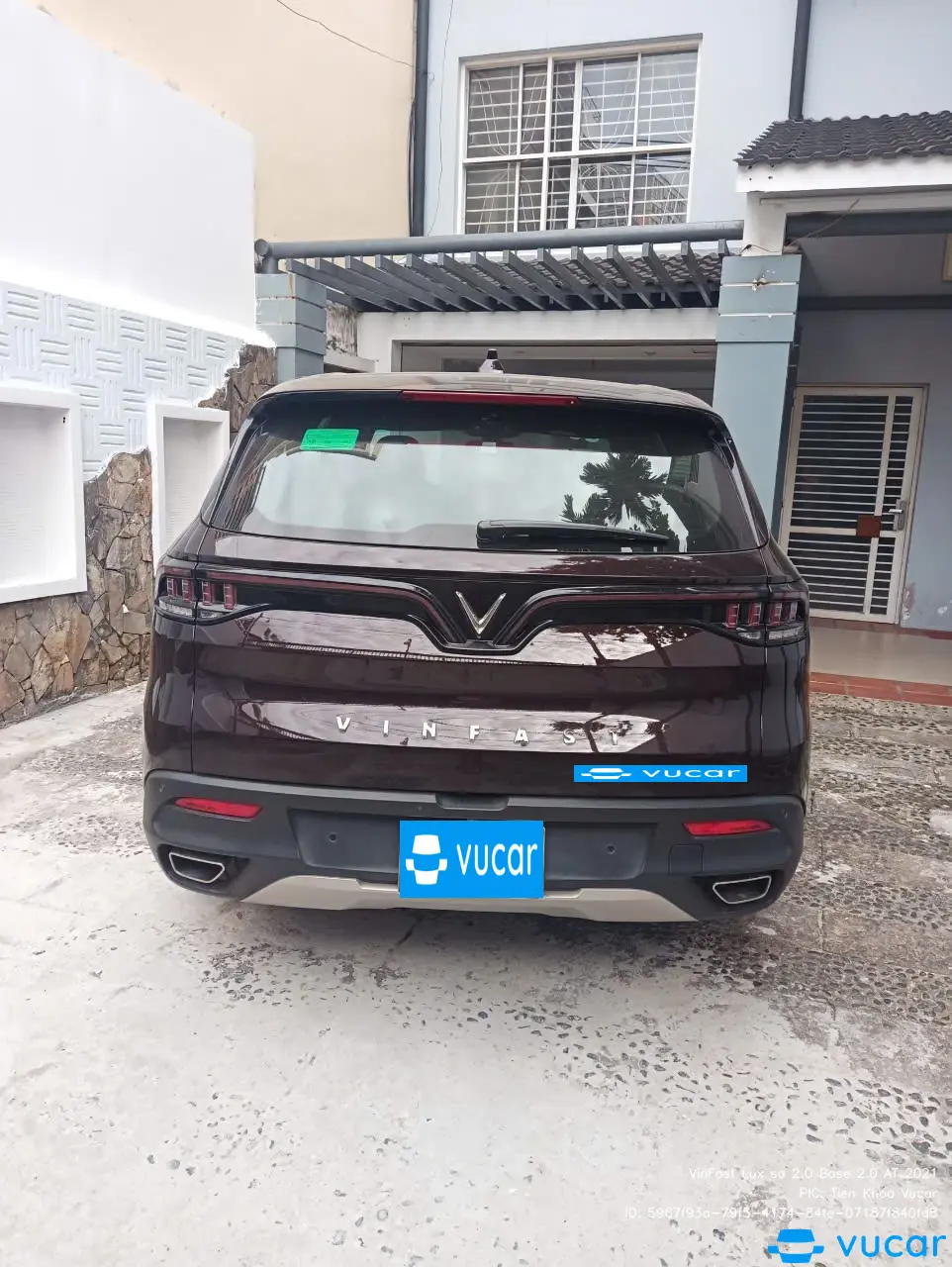 VinFast Lux sa 2.0 Base 2.0 AT 2021 - Ngoại thất 6