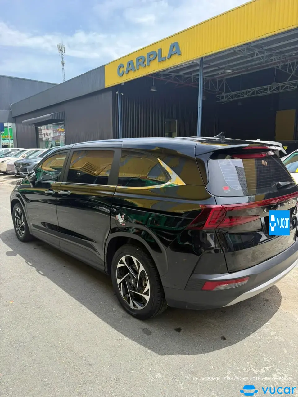 Hyundai Custin Cao Cấp 2.0T 2023 - Ngoại thất 6