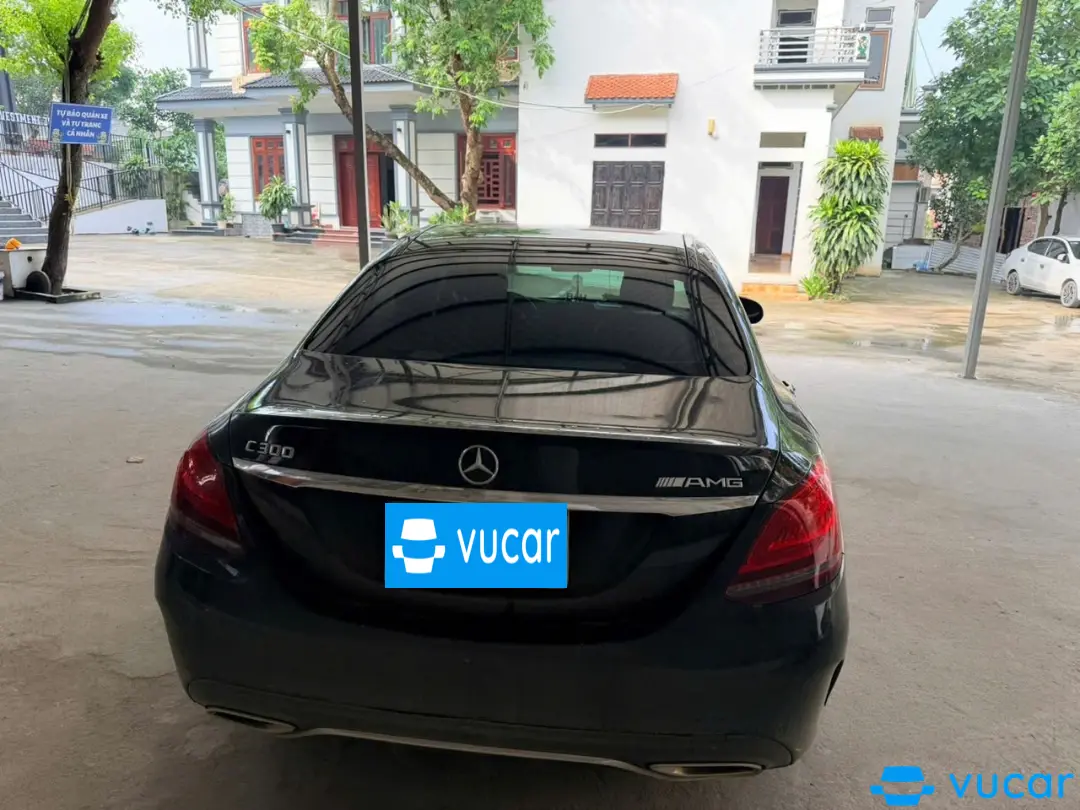 Mercedes C class C180 AMG 2021 - Ngoại thất 3